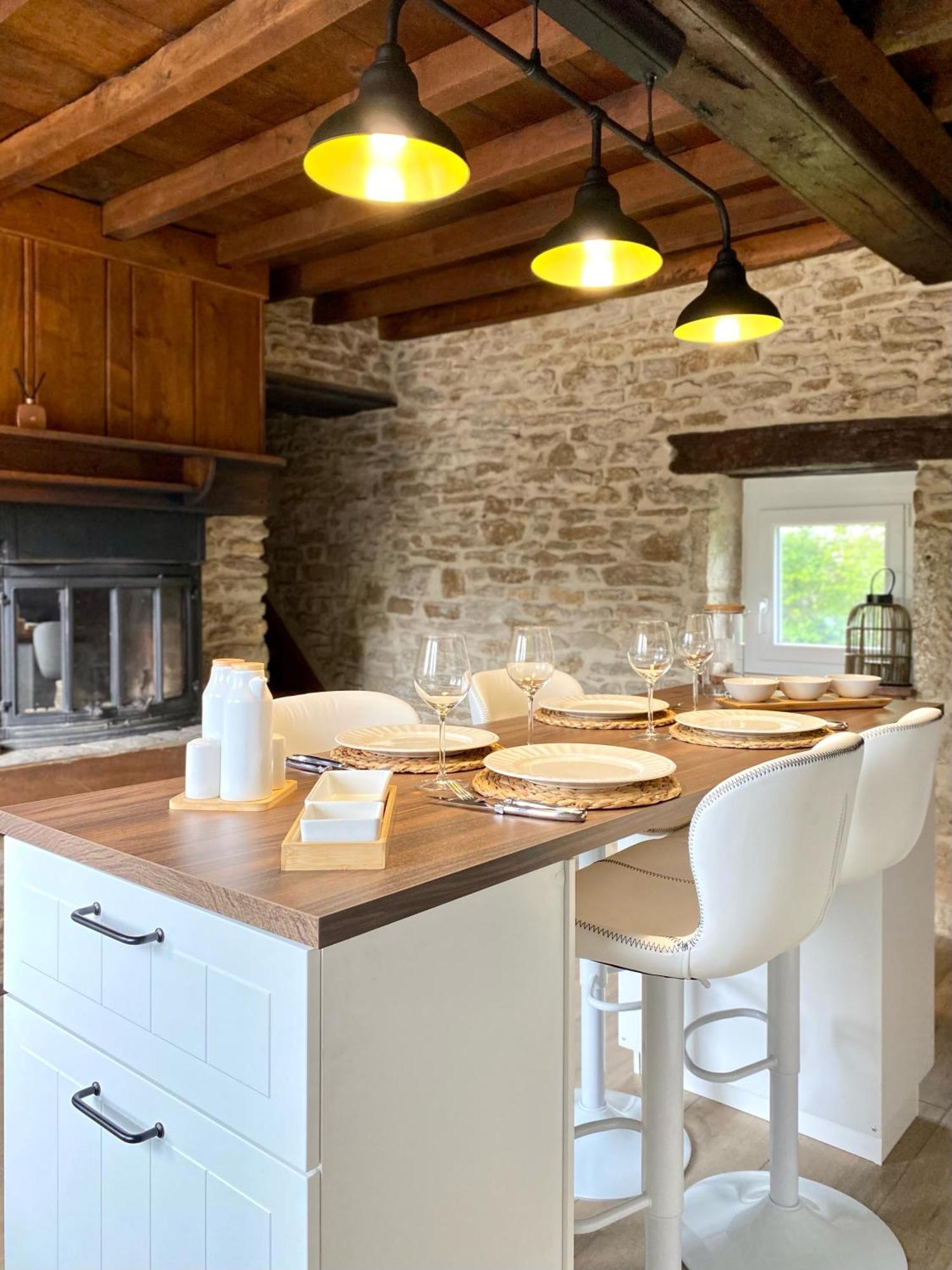 Aux Petites Portes Du Morvan Montlay-en-Auxois Eksteriør billede