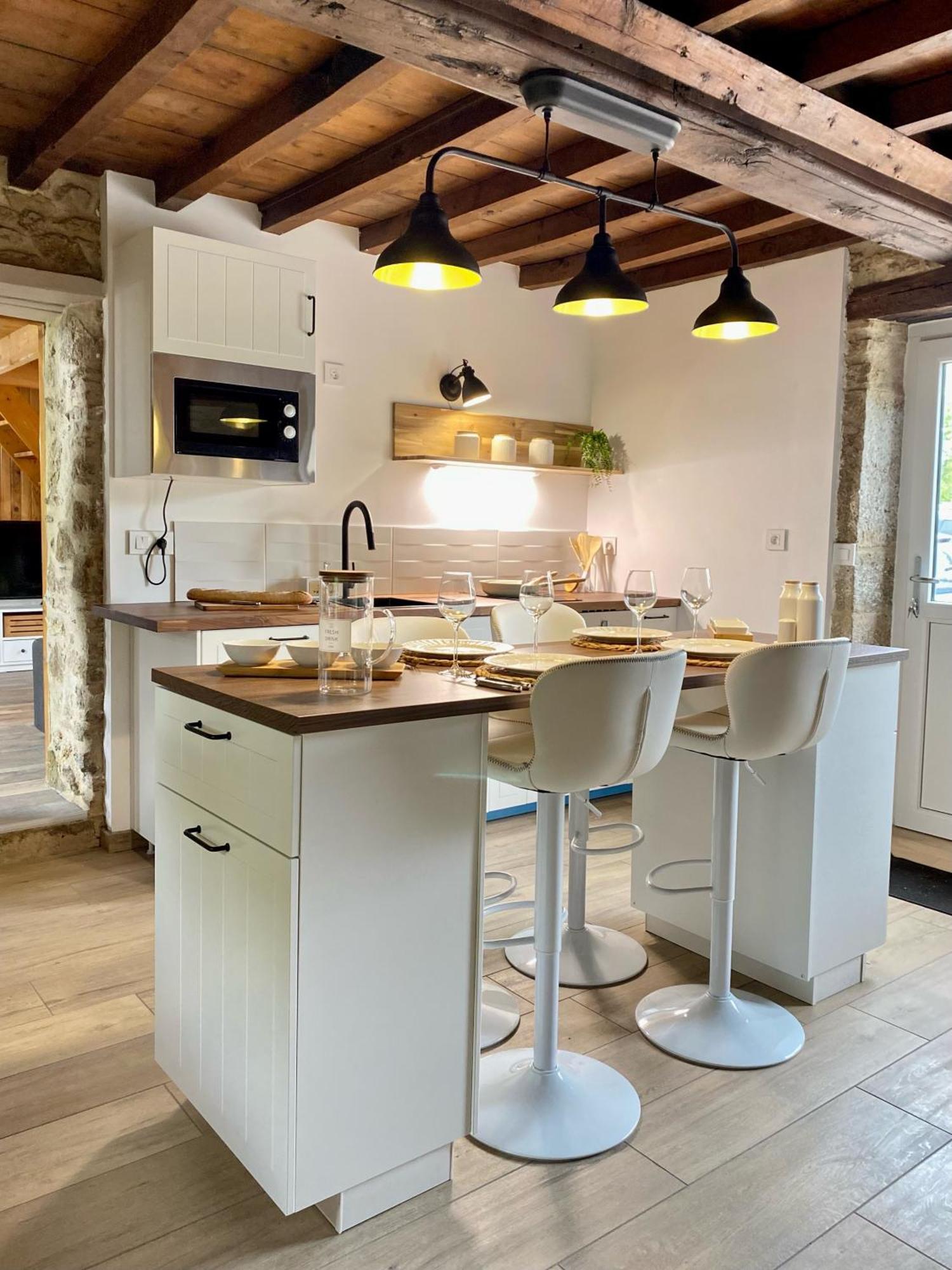 Aux Petites Portes Du Morvan Montlay-en-Auxois Eksteriør billede
